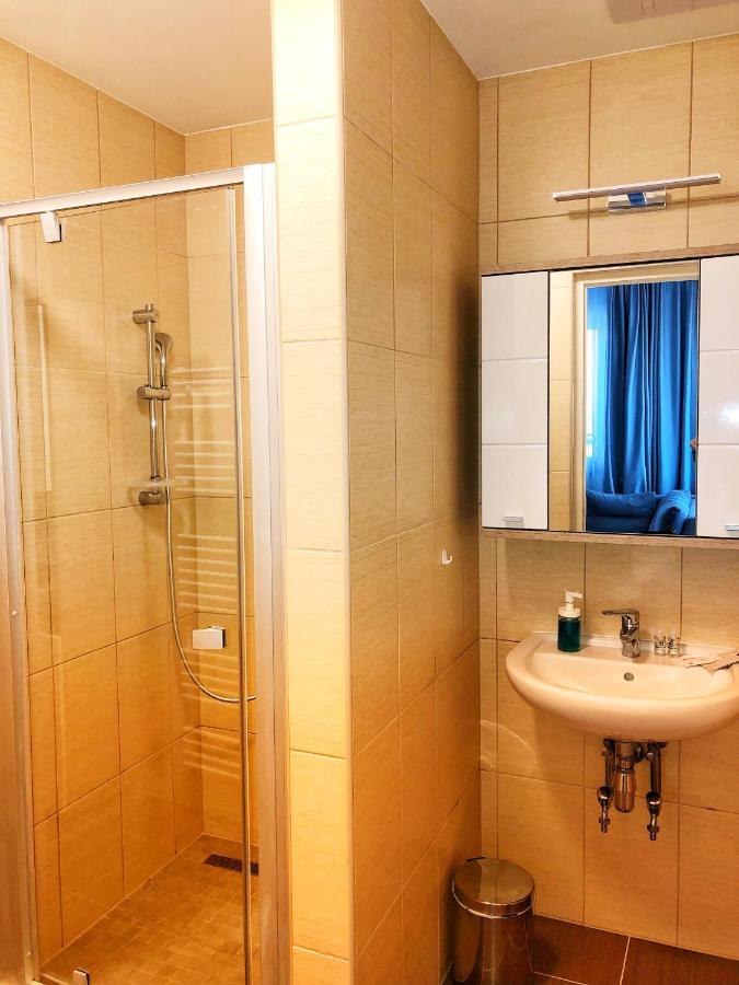 Boro Apartman Tiszafüred Eksteriør billede