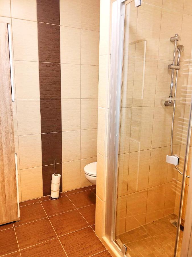 Boro Apartman Tiszafüred Eksteriør billede